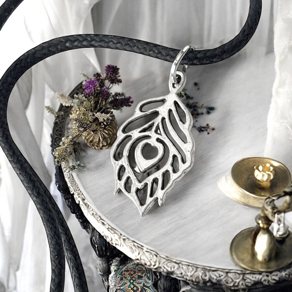 5 For $25💫Silver Peacock Feather Pendant Necklace - Picture 1 of 5
